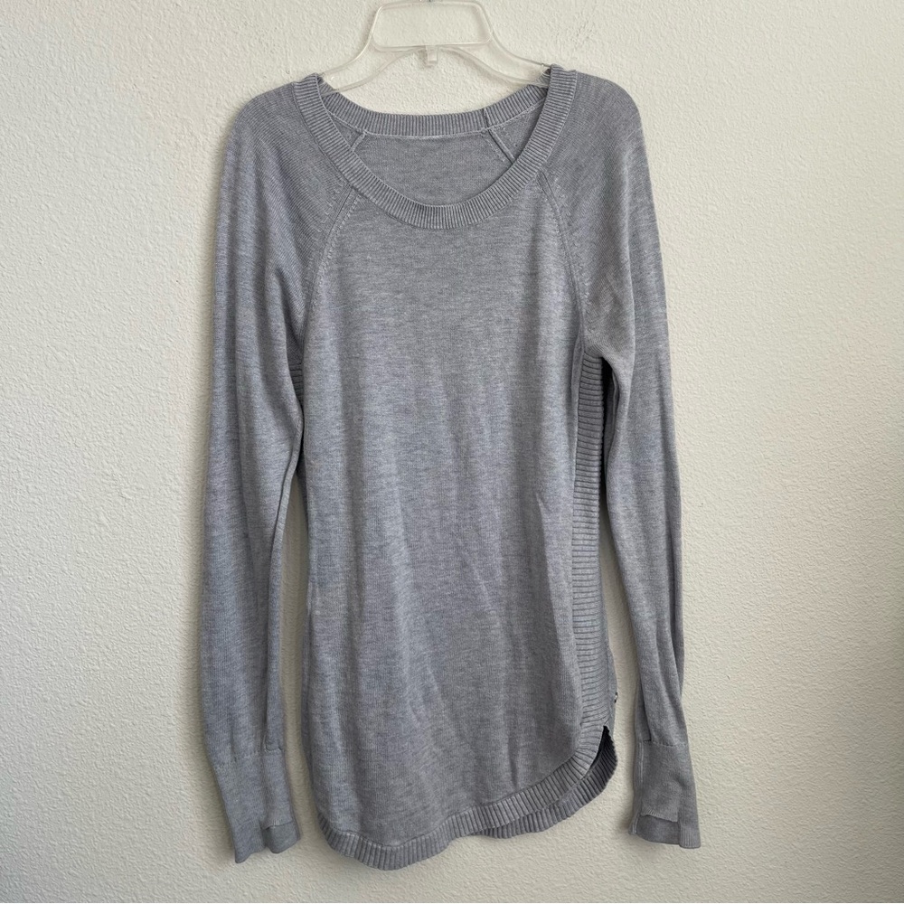 Lululemon Thin Knit Thumb Holes Pullover Sweater